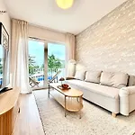 Pod Brzozami Let's Sea Apartmán Gąski
